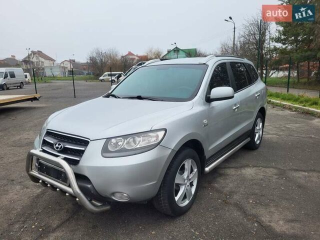 Сірий Хендай Санта Фе, об'ємом двигуна 2.2 л та пробігом 283 тис. км за 9300 $, фото 35 на Automoto.ua