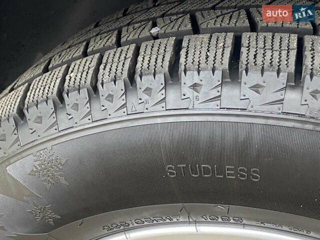 Сірий Хендай Санта Фе, об'ємом двигуна 2.19 л та пробігом 189 тис. км за 7950 $, фото 10 на Automoto.ua