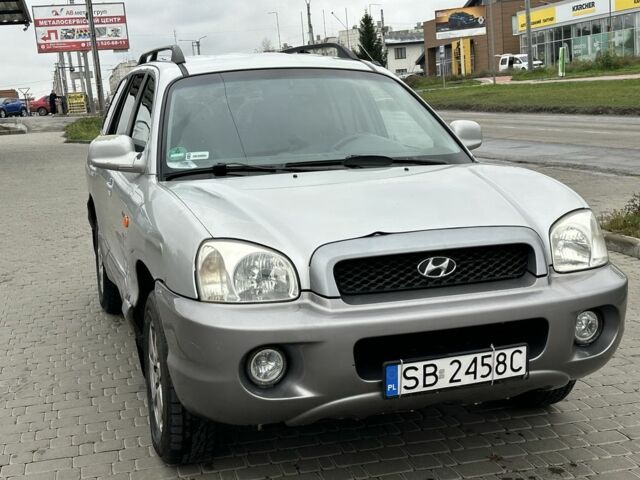 Сірий Хендай Санта Фе, об'ємом двигуна 2 л та пробігом 235 тис. км за 4000 $, фото 2 на Automoto.ua