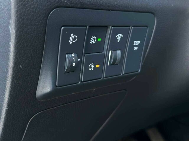 Серый Хендай Санта Фе, объемом двигателя 2.2 л и пробегом 225 тыс. км за 8990 $, фото 21 на Automoto.ua