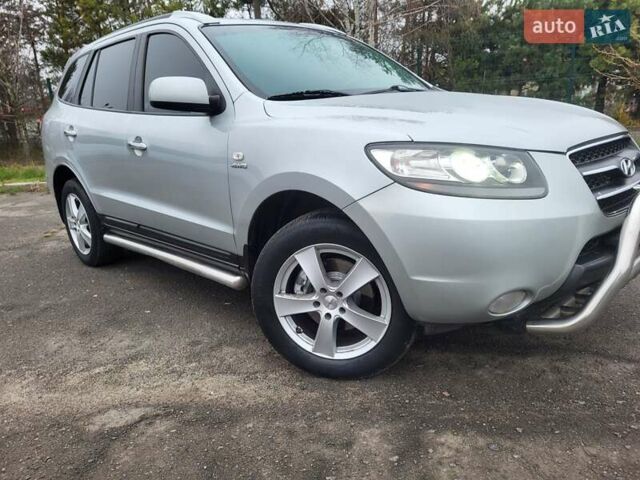 Сірий Хендай Санта Фе, об'ємом двигуна 2.2 л та пробігом 283 тис. км за 9300 $, фото 5 на Automoto.ua