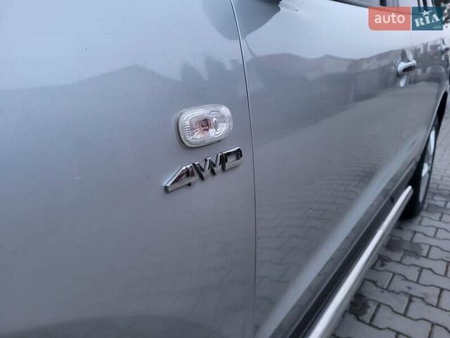 Сірий Хендай Санта Фе, об'ємом двигуна 2.2 л та пробігом 283 тис. км за 9300 $, фото 95 на Automoto.ua