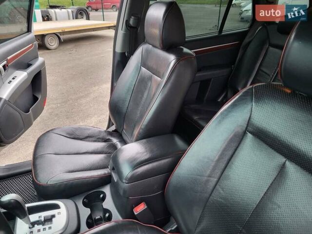 Сірий Хендай Санта Фе, об'ємом двигуна 2.2 л та пробігом 283 тис. км за 9300 $, фото 51 на Automoto.ua