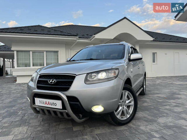 Сірий Хендай Санта Фе, об'ємом двигуна 2.7 л та пробігом 167 тис. км за 7850 $, фото 1 на Automoto.ua