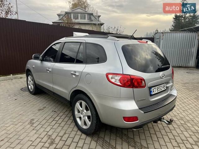 Сірий Хендай Санта Фе, об'ємом двигуна 2.2 л та пробігом 215 тис. км за 10100 $, фото 4 на Automoto.ua