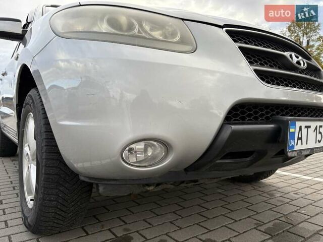 Серый Хендай Санта Фе, объемом двигателя 2.19 л и пробегом 276 тыс. км за 8550 $, фото 36 на Automoto.ua