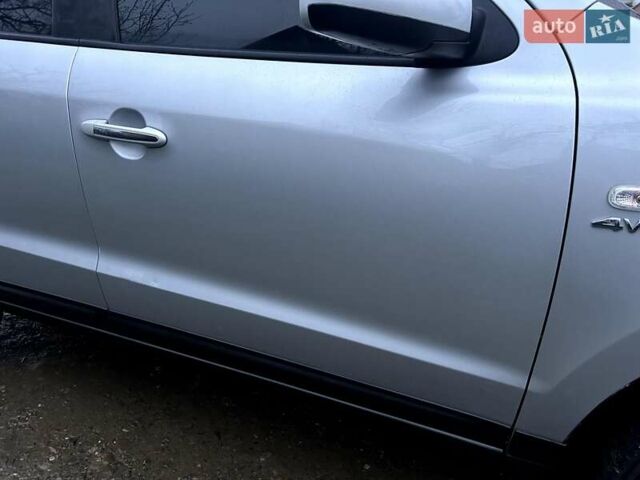 Сірий Хендай Санта Фе, об'ємом двигуна 2.2 л та пробігом 225 тис. км за 8850 $, фото 13 на Automoto.ua