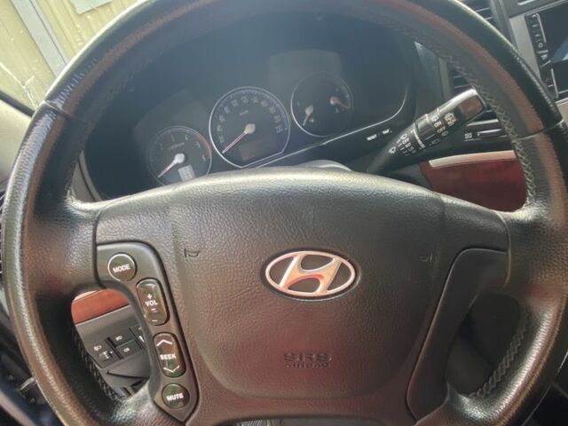 Сірий Хендай Санта Фе, об'ємом двигуна 2.2 л та пробігом 270 тис. км за 8500 $, фото 5 на Automoto.ua