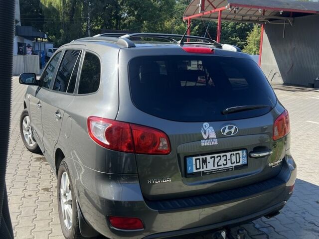 Сірий Хендай Санта Фе, об'ємом двигуна 2.2 л та пробігом 225 тис. км за 5600 $, фото 4 на Automoto.ua