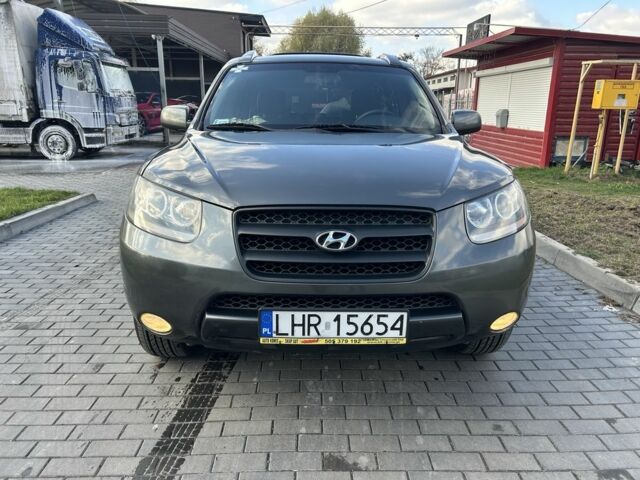Серый Хендай Санта Фе, объемом двигателя 2.2 л и пробегом 1 тыс. км за 5555 $, фото 16 на Automoto.ua