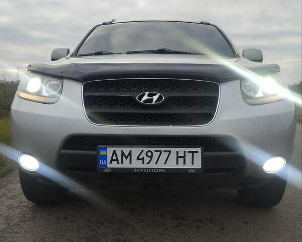 Серый Хендай Санта Фе, объемом двигателя 2.2 л и пробегом 297 тыс. км за 9299 $, фото 34 на Automoto.ua