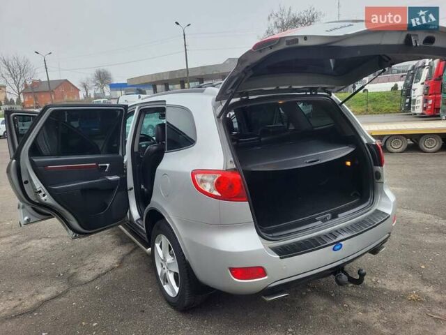 Сірий Хендай Санта Фе, об'ємом двигуна 2.2 л та пробігом 283 тис. км за 9300 $, фото 61 на Automoto.ua