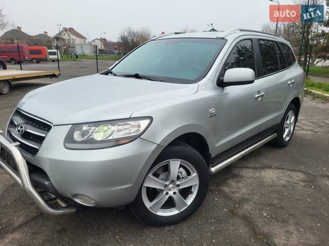 Сірий Хендай Санта Фе, об'ємом двигуна 2.2 л та пробігом 283 тис. км за 9300 $, фото 1 на Automoto.ua