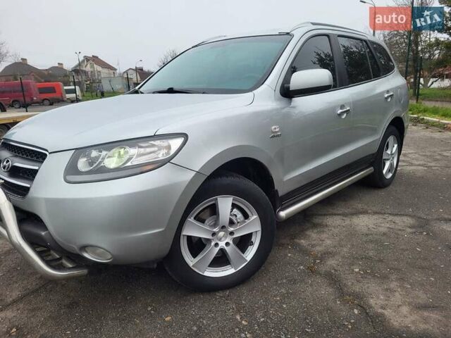 Сірий Хендай Санта Фе, об'ємом двигуна 2.2 л та пробігом 283 тис. км за 9300 $, фото 2 на Automoto.ua