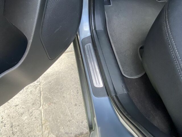 Сірий Хендай Санта Фе, об'ємом двигуна 2.2 л та пробігом 270 тис. км за 8500 $, фото 4 на Automoto.ua