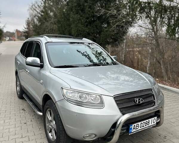 Сірий Хендай Санта Фе, об'ємом двигуна 2.19 л та пробігом 233 тис. км за 8900 $, фото 6 на Automoto.ua