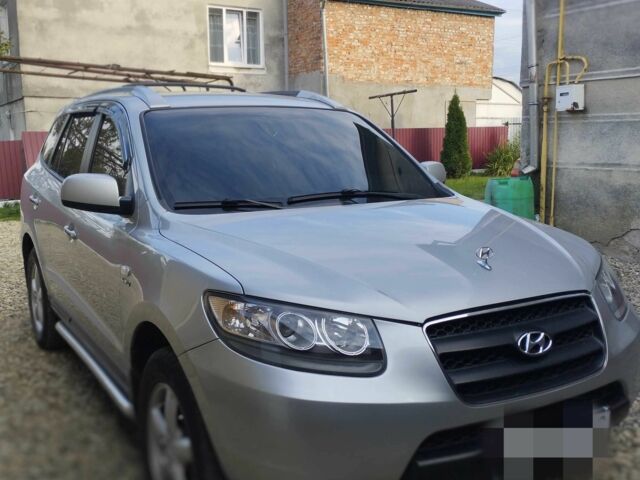 Сірий Хендай Санта Фе, об'ємом двигуна 0 л та пробігом 240 тис. км за 7800 $, фото 1 на Automoto.ua