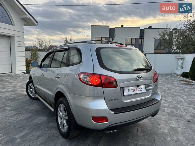 Сірий Хендай Санта Фе, об'ємом двигуна 2.7 л та пробігом 167 тис. км за 7850 $, фото 12 на Automoto.ua