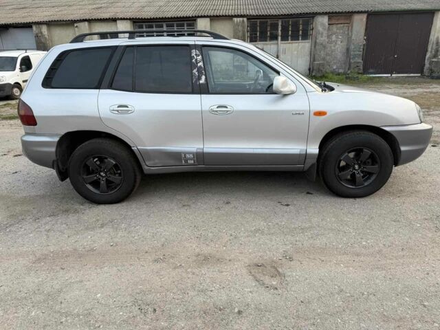 Сірий Хендай Санта Фе, об'ємом двигуна 2 л та пробігом 254 тис. км за 3700 $, фото 4 на Automoto.ua