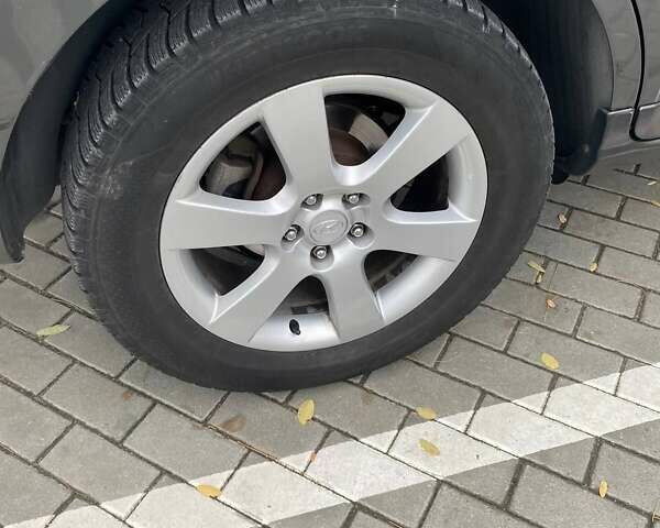 Хендай Санта Фе 2006 в Днепре (Днепропетровске) на Automoto.ua Серый Хендай Санта Фе, объемом двигателя 2.19 л и пробегом 342 тыс. км за 8500 $, фото 25 на Automoto.ua