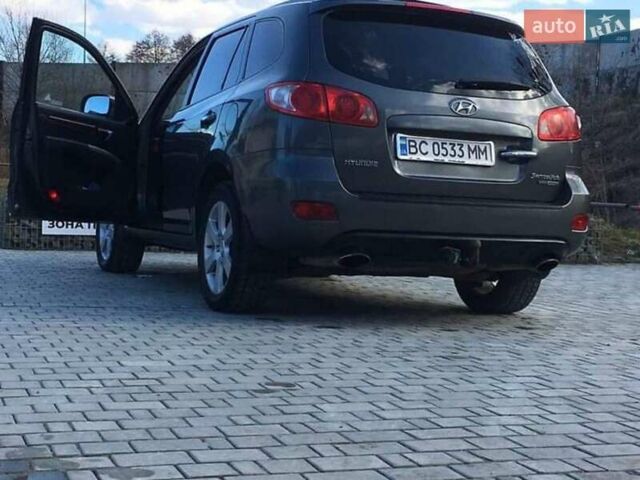 Сірий Хендай Санта Фе, об'ємом двигуна 2.2 л та пробігом 289 тис. км за 8800 $, фото 3 на Automoto.ua