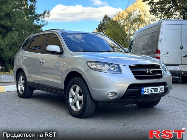 Сірий Хендай Санта Фе, об'ємом двигуна 2.2 л та пробігом 262 тис. км за 9300 $, фото 1 на Automoto.ua