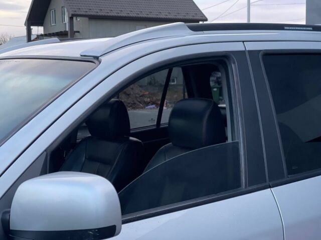 Серый Хендай Санта Фе, объемом двигателя 2.2 л и пробегом 337 тыс. км за 9300 $, фото 14 на Automoto.ua