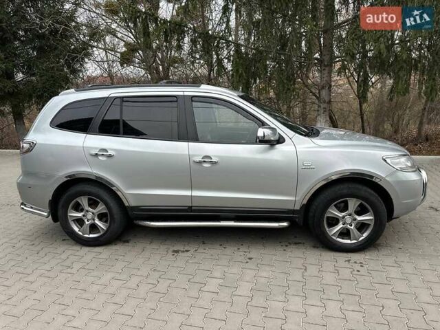 Сірий Хендай Санта Фе, об'ємом двигуна 2.19 л та пробігом 233 тис. км за 8900 $, фото 5 на Automoto.ua