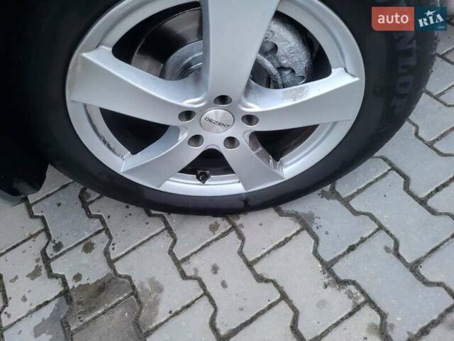 Сірий Хендай Санта Фе, об'ємом двигуна 2.2 л та пробігом 283 тис. км за 9300 $, фото 93 на Automoto.ua