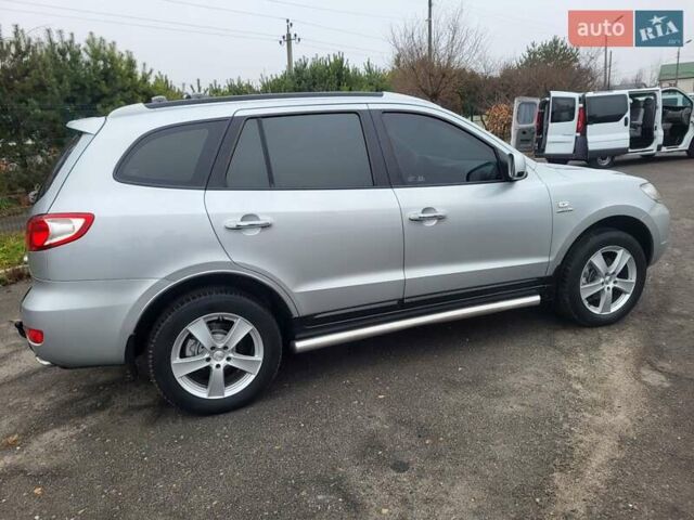 Сірий Хендай Санта Фе, об'ємом двигуна 2.2 л та пробігом 283 тис. км за 9300 $, фото 73 на Automoto.ua