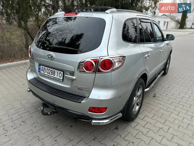 Сірий Хендай Санта Фе, об'ємом двигуна 2.19 л та пробігом 233 тис. км за 8900 $, фото 19 на Automoto.ua