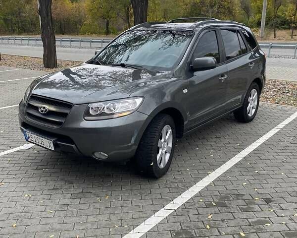 Хендай Санта Фе 2006 в Днепре (Днепропетровске) на Automoto.ua Серый Хендай Санта Фе, объемом двигателя 2.19 л и пробегом 342 тыс. км за 8500 $, фото 9 на Automoto.ua