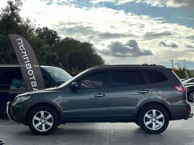 Серый Хендай Санта Фе, объемом двигателя 2.2 л и пробегом 225 тыс. км за 8990 $, фото 4 на Automoto.ua