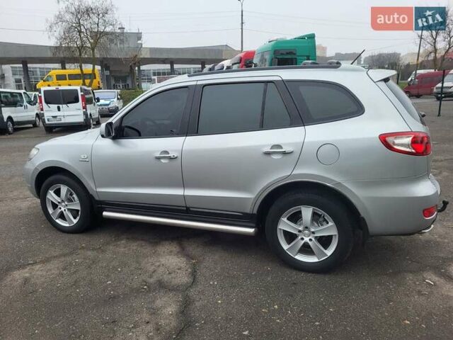 Сірий Хендай Санта Фе, об'ємом двигуна 2.2 л та пробігом 283 тис. км за 9300 $, фото 17 на Automoto.ua