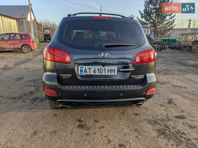 Сірий Хендай Санта Фе, об'ємом двигуна 2.19 л та пробігом 320 тис. км за 8500 $, фото 5 на Automoto.ua