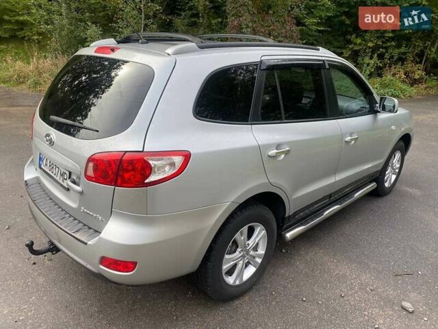 Серый Хендай Санта Фе, объемом двигателя 2.2 л и пробегом 182 тыс. км за 9450 $, фото 8 на Automoto.ua