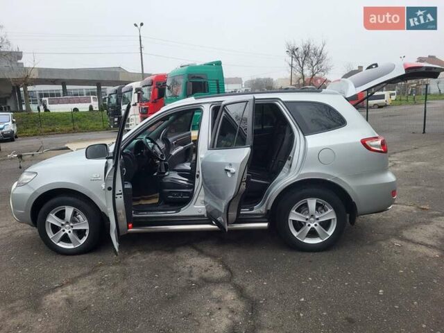 Сірий Хендай Санта Фе, об'ємом двигуна 2.2 л та пробігом 283 тис. км за 9300 $, фото 64 на Automoto.ua