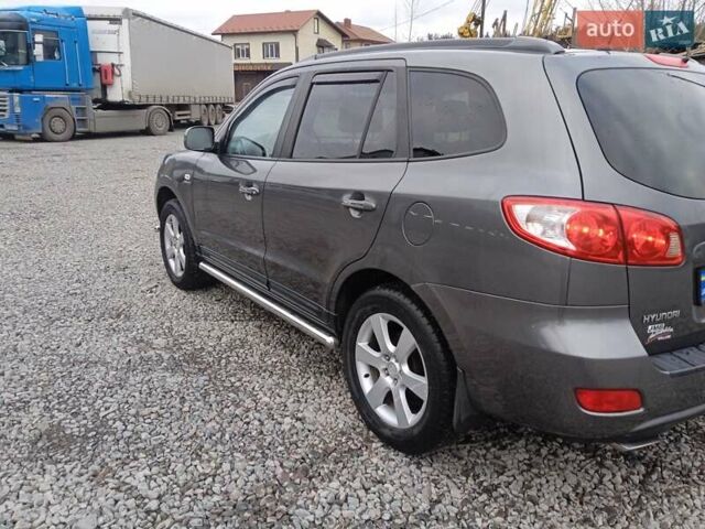 Сірий Хендай Санта Фе, об'ємом двигуна 2.2 л та пробігом 250 тис. км за 5500 $, фото 3 на Automoto.ua