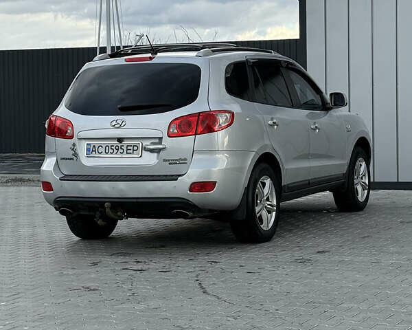 Сірий Хендай Санта Фе, об'ємом двигуна 2.2 л та пробігом 257 тис. км за 9650 $, фото 19 на Automoto.ua