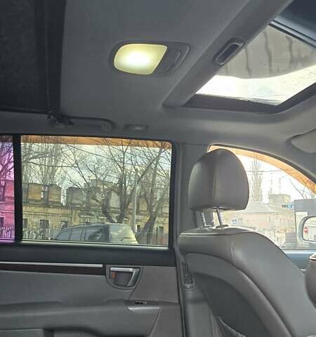 Сірий Хендай Санта Фе, об'ємом двигуна 2.66 л та пробігом 273 тис. км за 10500 $, фото 11 на Automoto.ua