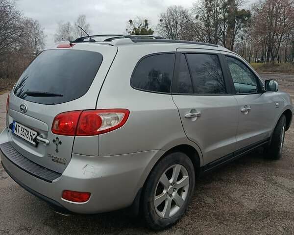 Сірий Хендай Санта Фе, об'ємом двигуна 2.2 л та пробігом 208 тис. км за 8650 $, фото 4 на Automoto.ua