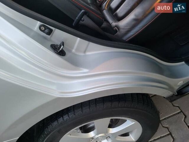 Серый Хендай Санта Фе, объемом двигателя 2.19 л и пробегом 302 тыс. км за 9990 $, фото 96 на Automoto.ua