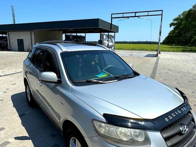 Серый Хендай Санта Фе, объемом двигателя 2.2 л и пробегом 342 тыс. км за 9000 $, фото 8 на Automoto.ua