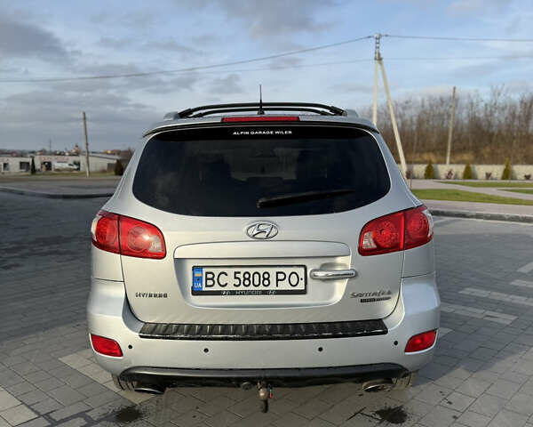 Сірий Хендай Санта Фе, об'ємом двигуна 2.2 л та пробігом 282 тис. км за 9777 $, фото 3 на Automoto.ua
