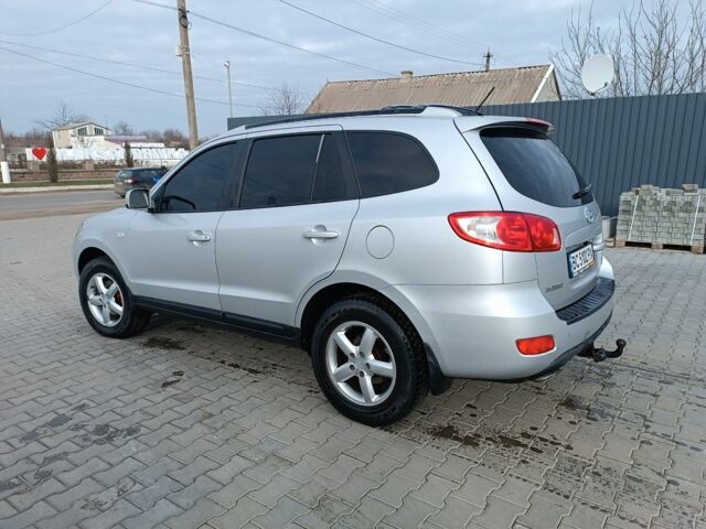 Сірий Хендай Санта Фе, об'ємом двигуна 2.2 л та пробігом 350 тис. км за 8500 $, фото 4 на Automoto.ua