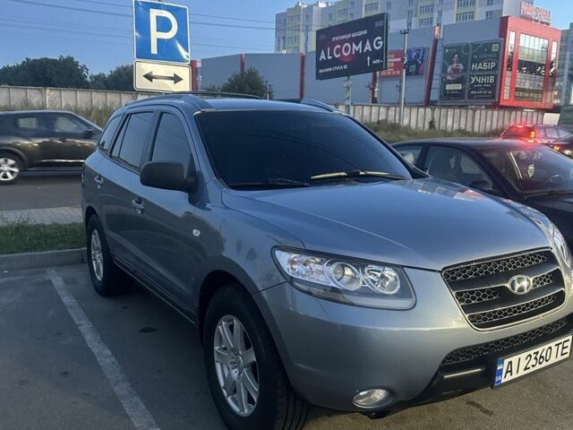 Сірий Хендай Санта Фе, об'ємом двигуна 2.2 л та пробігом 230 тис. км за 10500 $, фото 2 на Automoto.ua