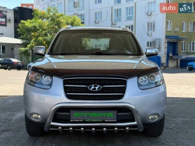 Серый Хендай Санта Фе, объемом двигателя 2.2 л и пробегом 120 тыс. км за 9900 $, фото 2 на Automoto.ua