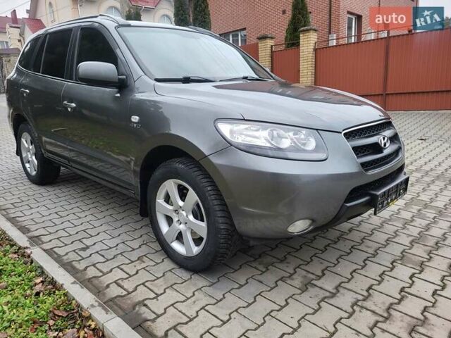 Серый Хендай Санта Фе, объемом двигателя 2.2 л и пробегом 233 тыс. км за 8999 $, фото 45 на Automoto.ua
