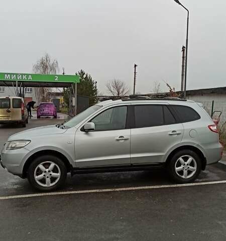 Сірий Хендай Санта Фе, об'ємом двигуна 2.2 л та пробігом 220 тис. км за 9500 $, фото 13 на Automoto.ua
