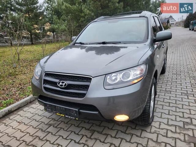 Серый Хендай Санта Фе, объемом двигателя 2.2 л и пробегом 233 тыс. км за 8999 $, фото 8 на Automoto.ua